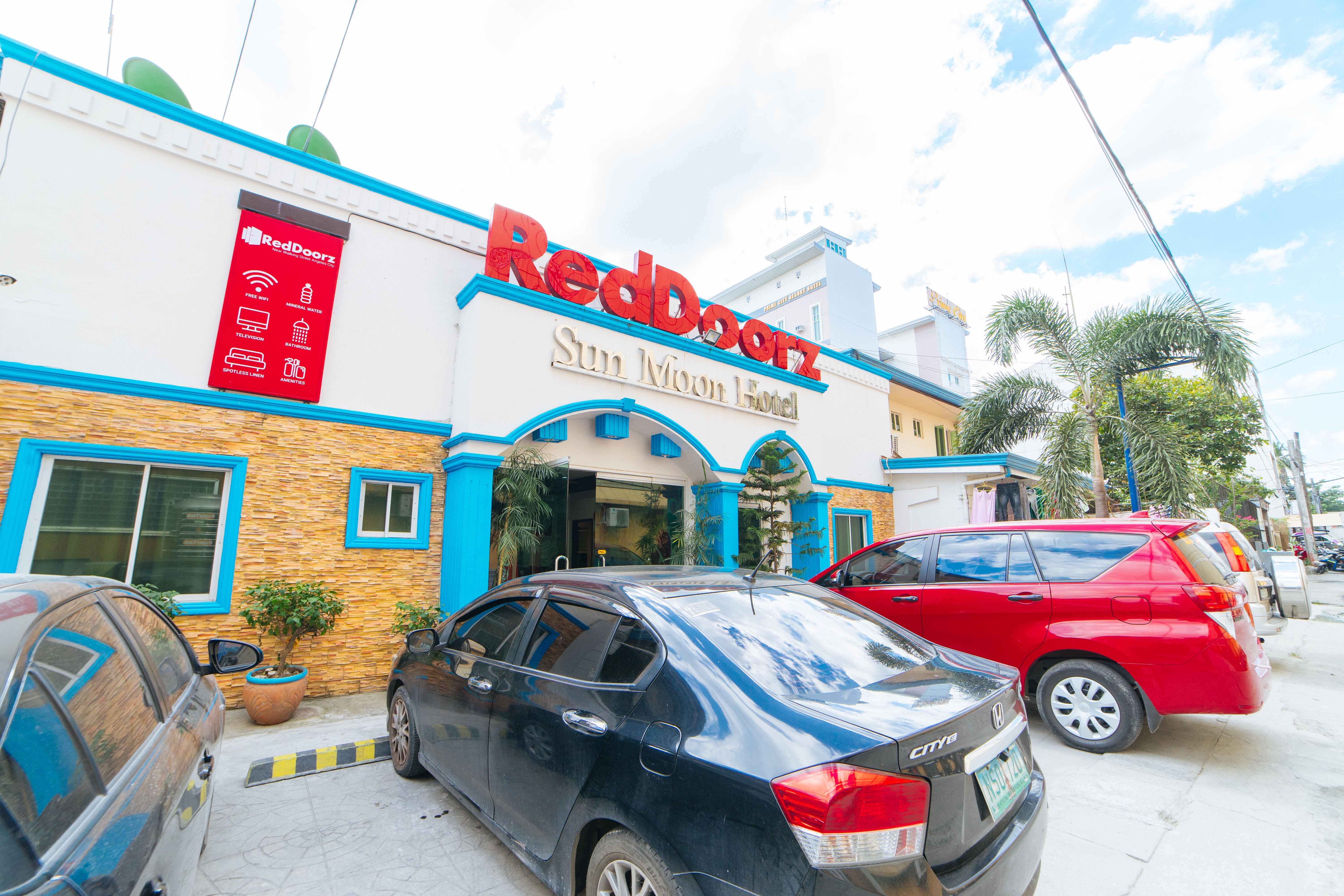 Reddoorz Near Walking Street Angeles City Екстериор снимка