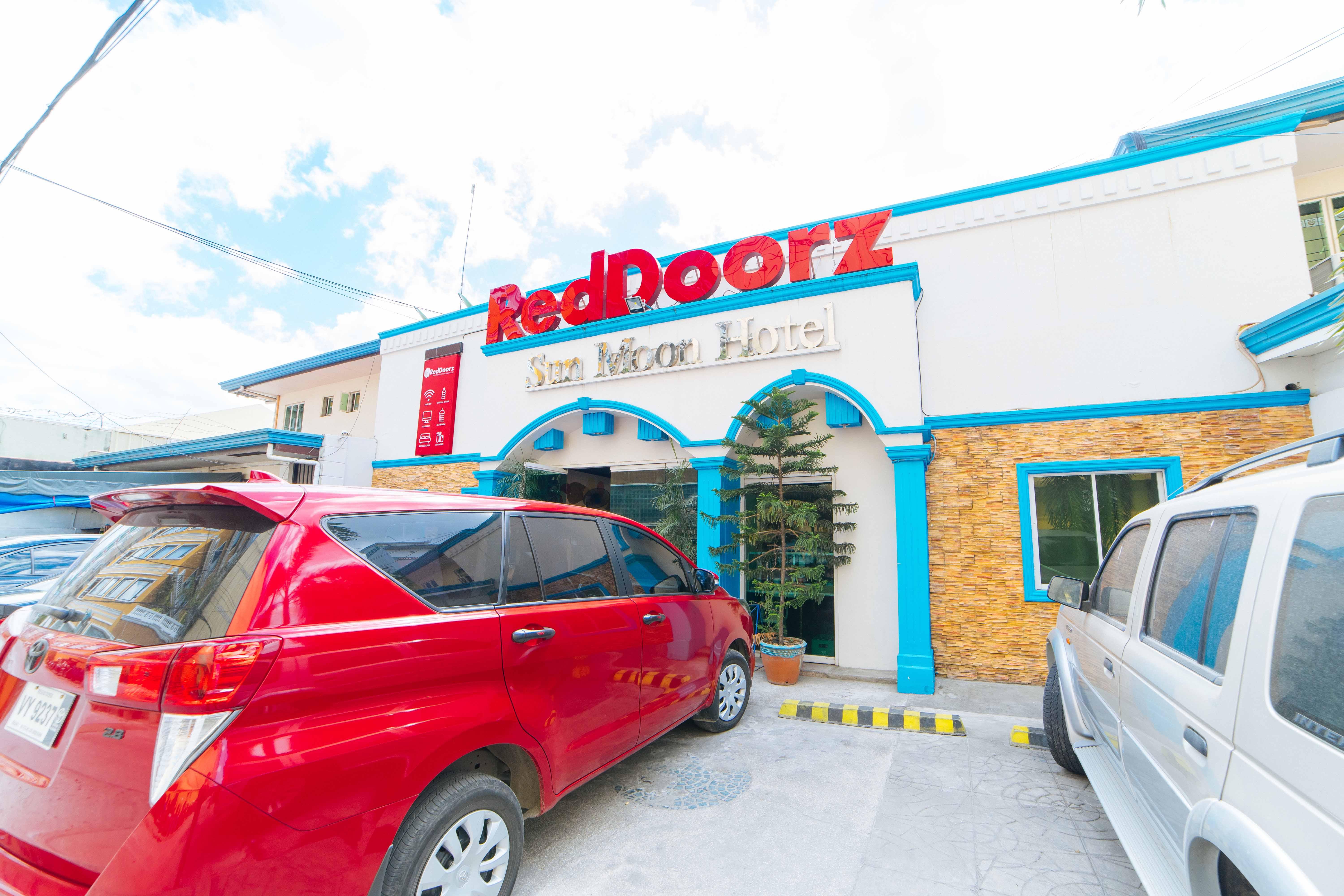 Reddoorz Near Walking Street Angeles City Екстериор снимка